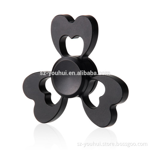 Hot Selling Clover New Products 2017 Innovative Product Hand Spinner